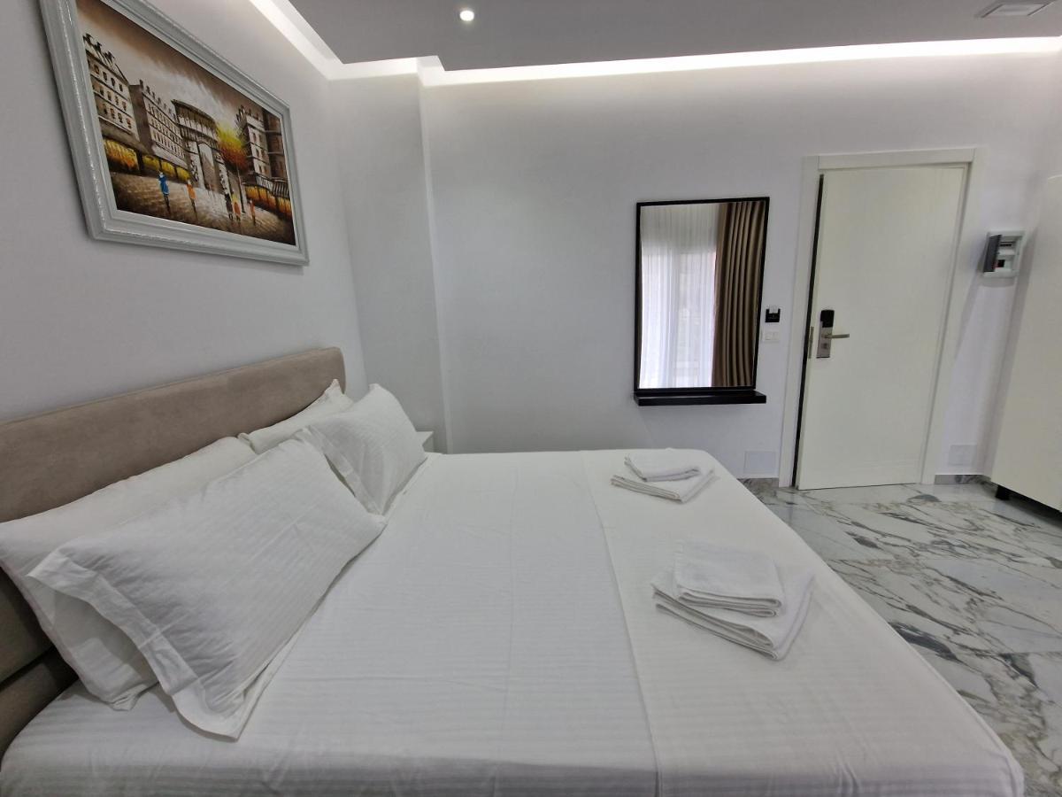 Apartments Margarita Ksamil Esterno foto