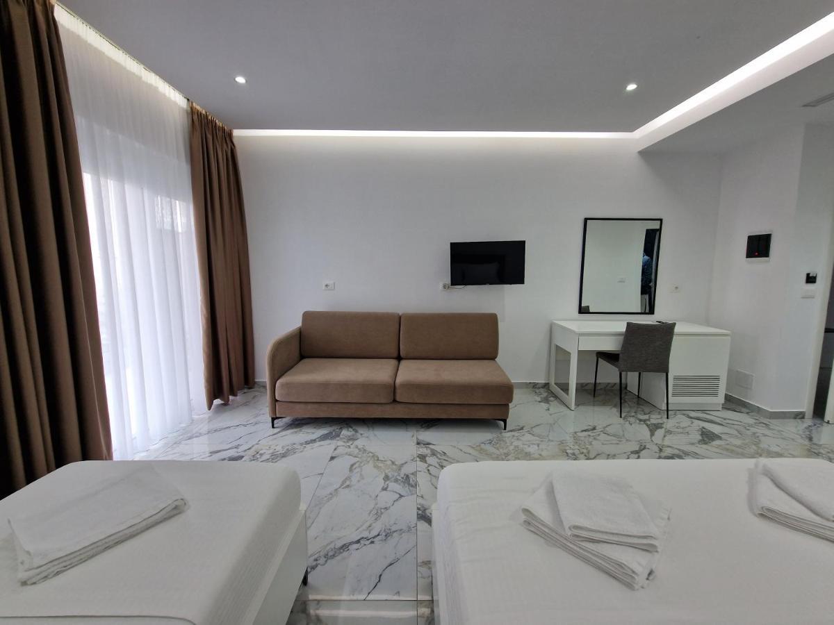 Apartments Margarita Ksamil Esterno foto