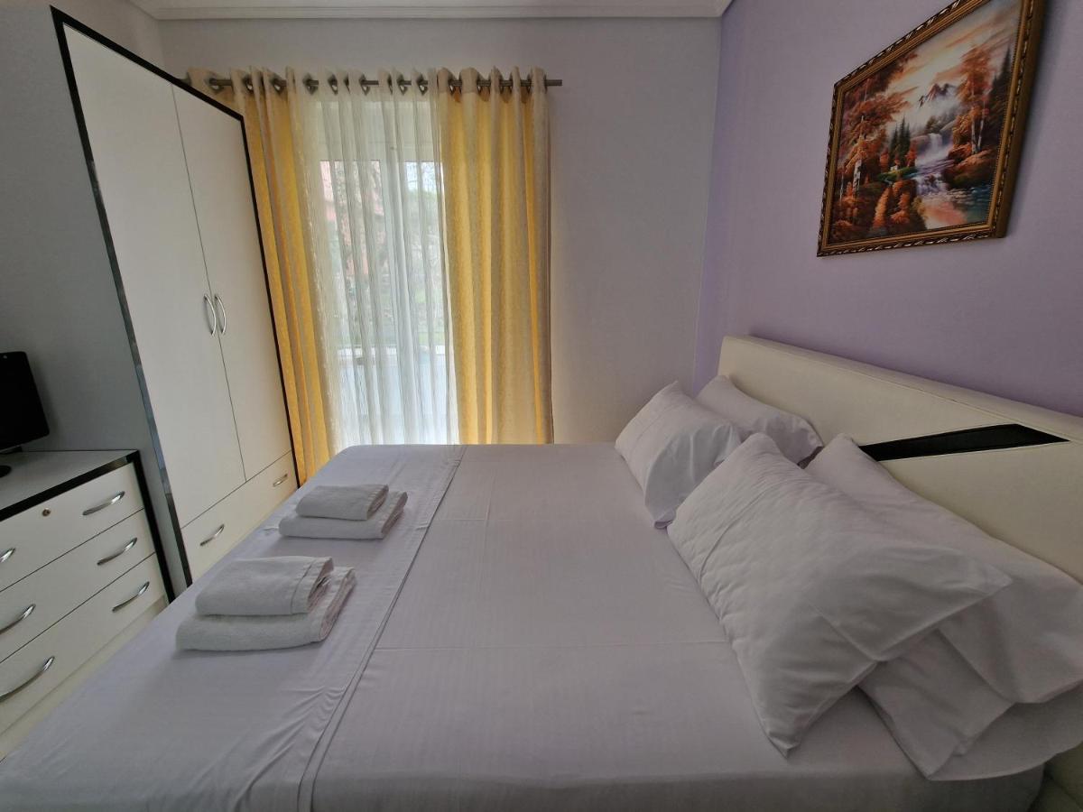 Apartments Margarita Ksamil Esterno foto
