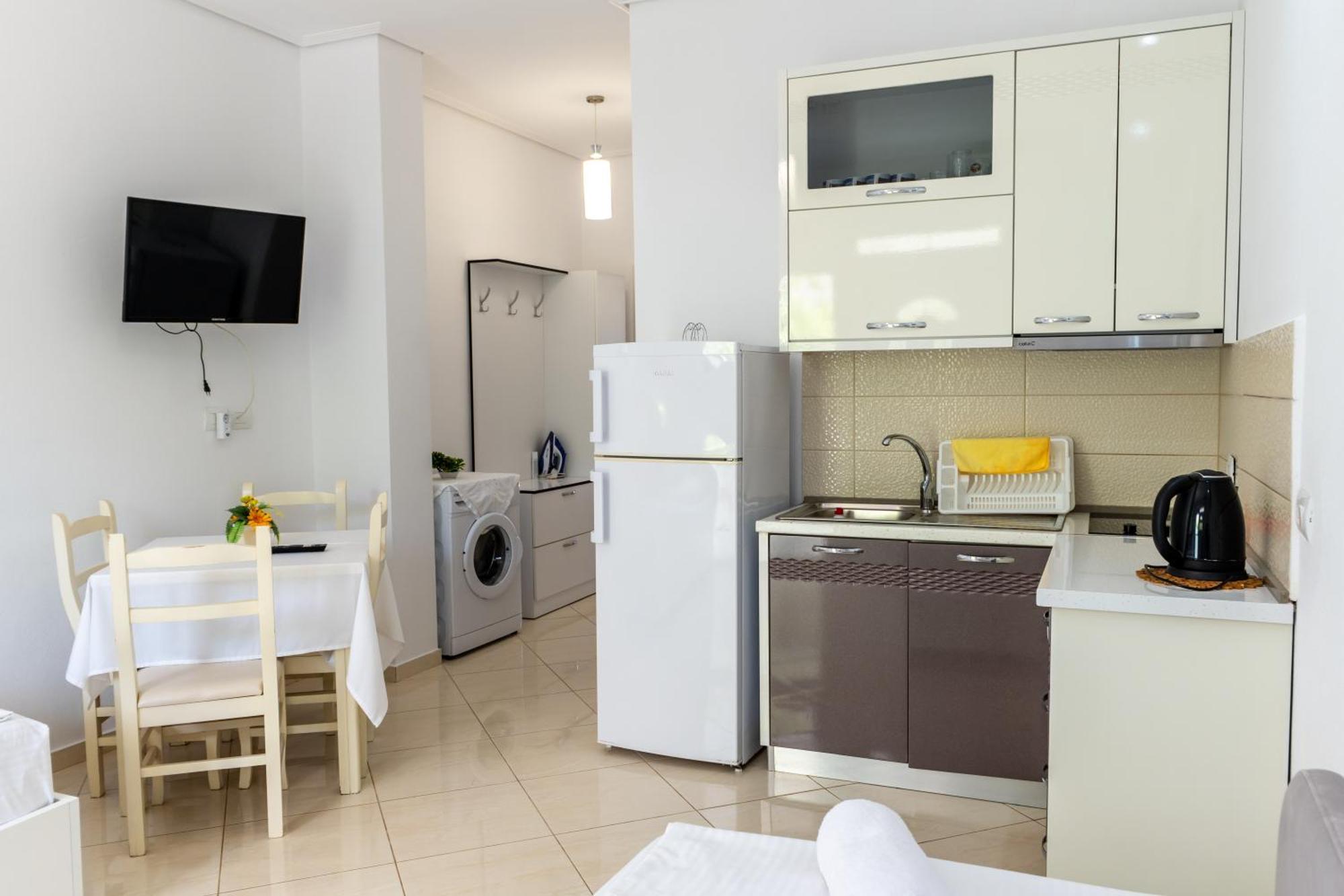 Apartments Margarita Ksamil Esterno foto